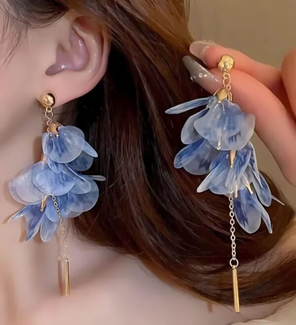 Blue Flower Hanging Earrings