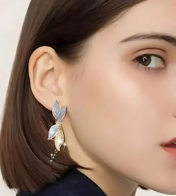 Gold-Plated Leaf Shaped Studs Earrings