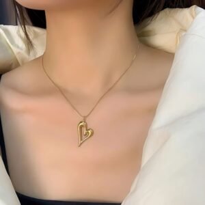 Gold Heart Necklace | Anti-tarnish | Stainless Steel
