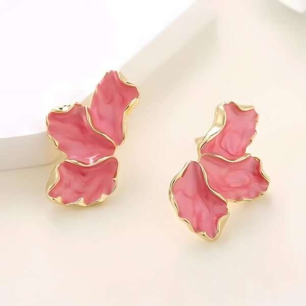 Maple Leaf Flower Oil Drip Earrings