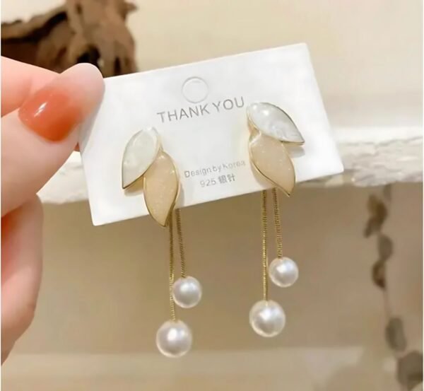 Silver Needle Korea Dongdaemun Pearl Leaf Tassel Earrings
