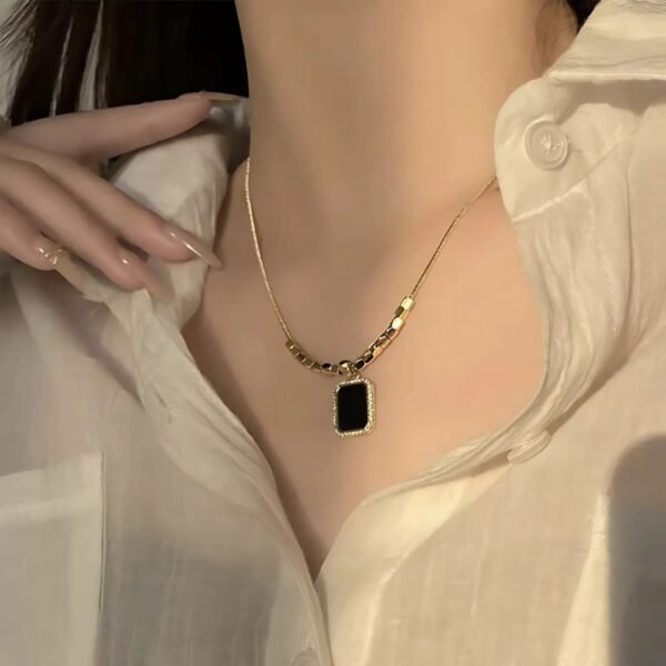 Square Beads Black Pendant Chain Necklace