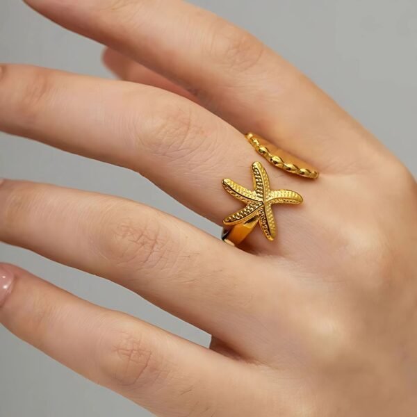 Sea Shell & Starfish Ring